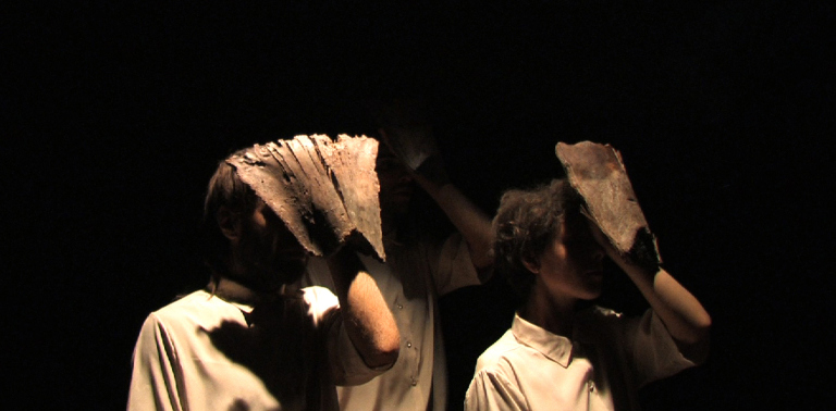 2-performance-amenta-3